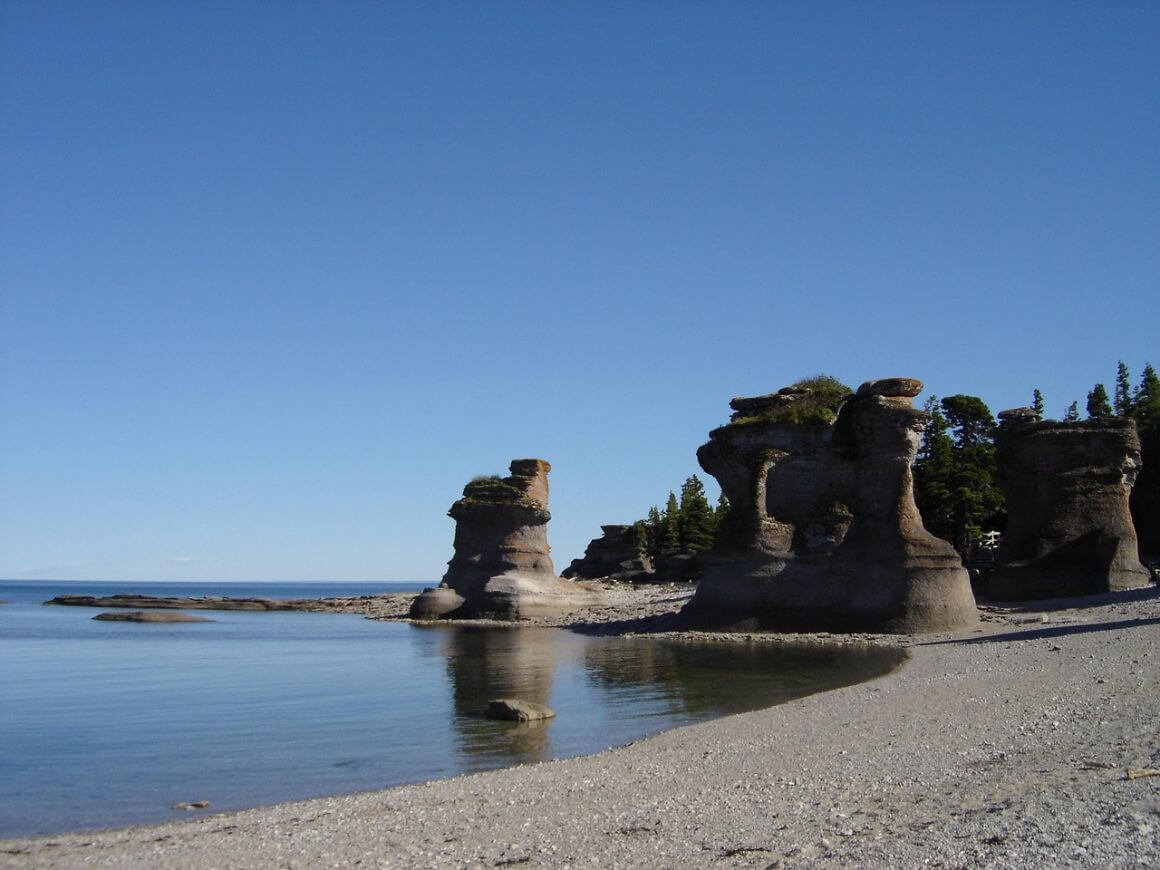 Mingan Archipelago National Park Reserve