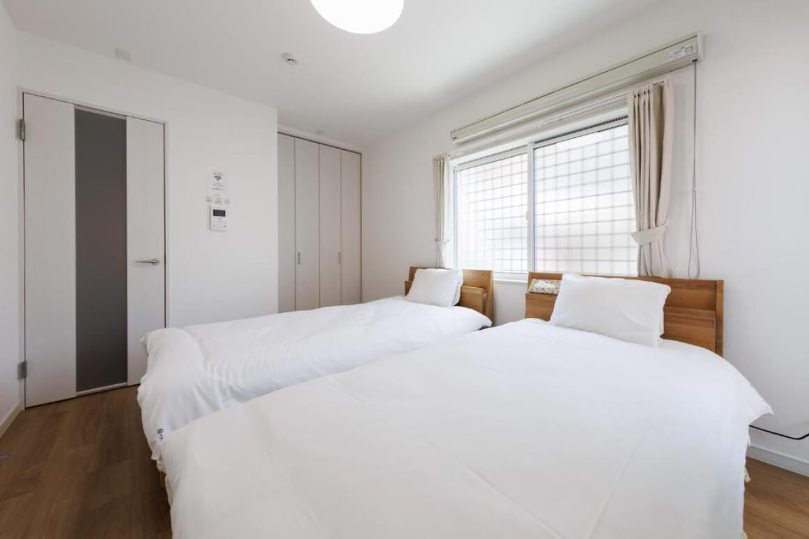 Modern House with One Bed in Kobe