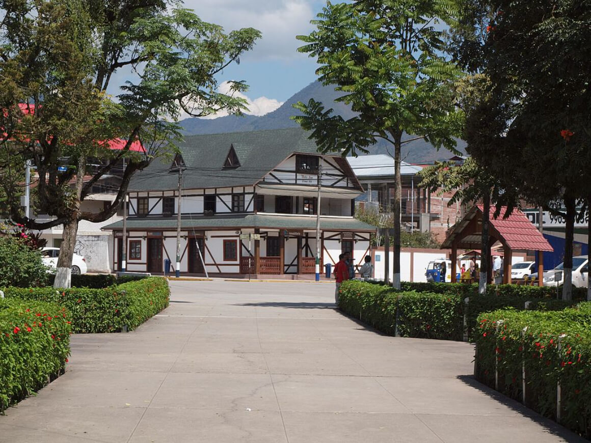 Plaza de Oxapampa, Peru