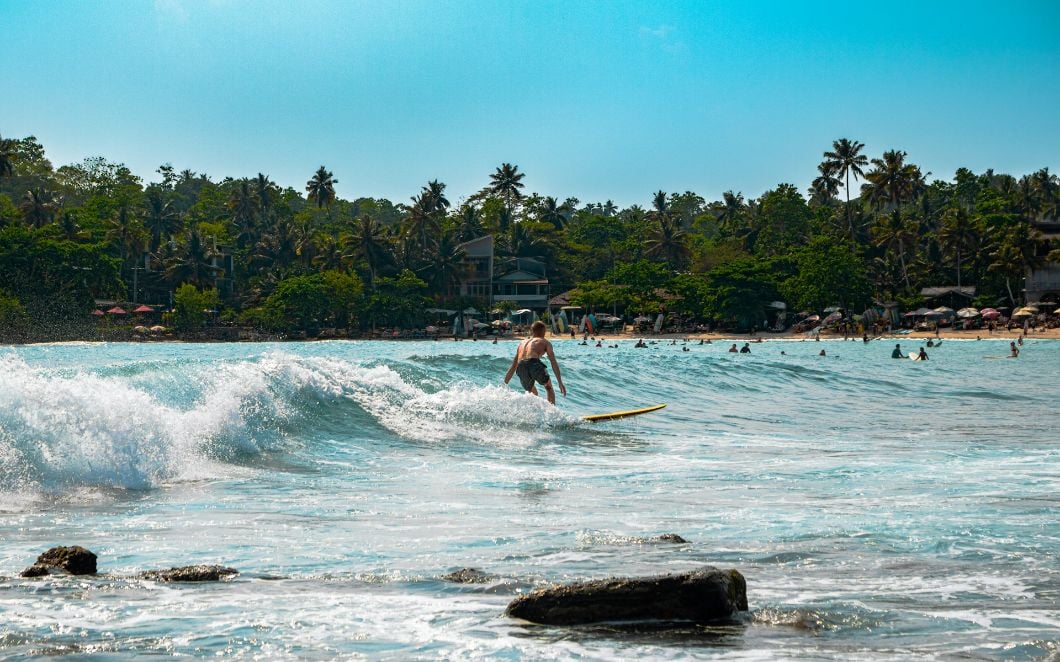 Hiriketiya Beach