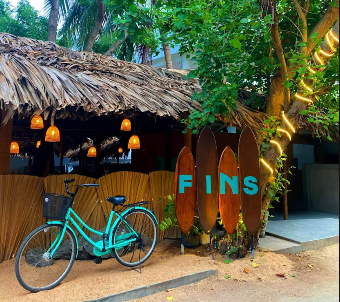 Fins Arugambay