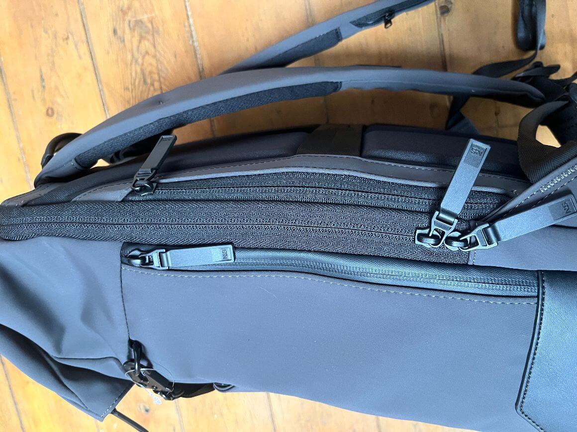nayo rolltop backpack