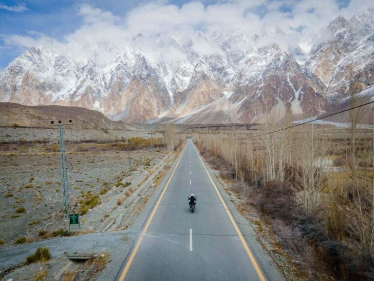 Backpacking Pakistan Travel Guide