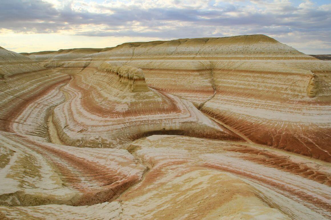 kazakhstan mangystau desert