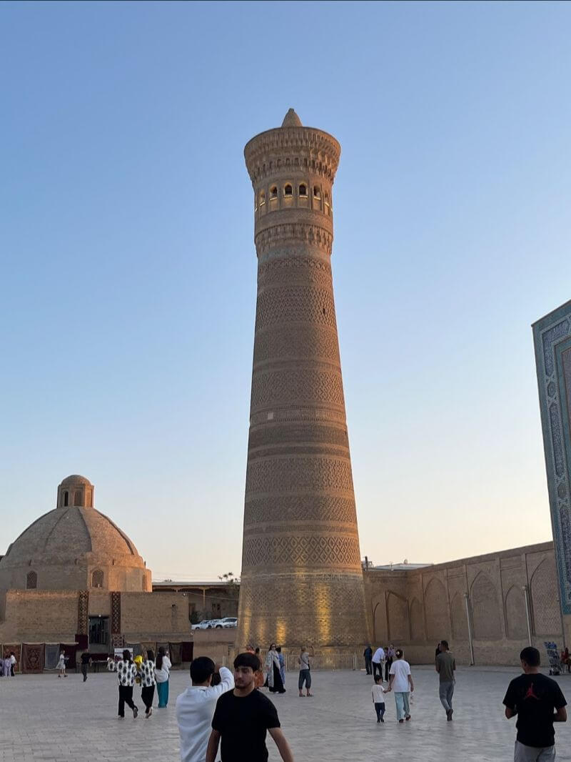 Kalon Minaret: The One Genghis Khan Didn’t Smash (Bukhara)