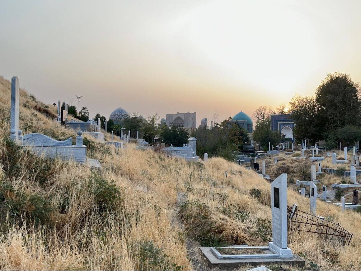 Samarkands Atmospheric Cemeteries