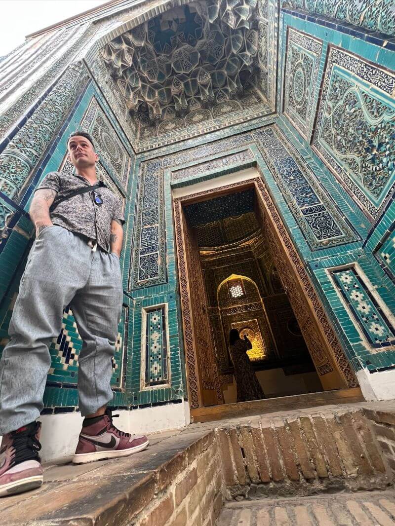 Shah-i-Zinda — The Blue-Tiled Stairway to Heaven (Samarkand)