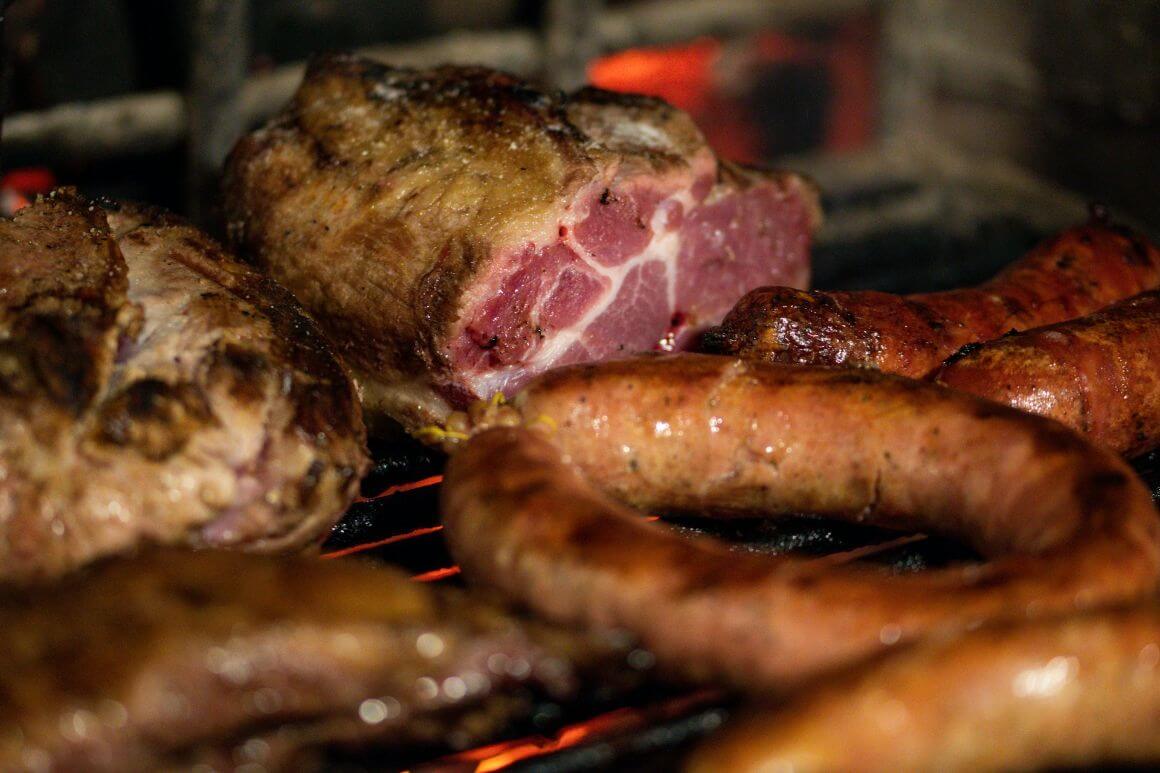 grilled meat and sausages