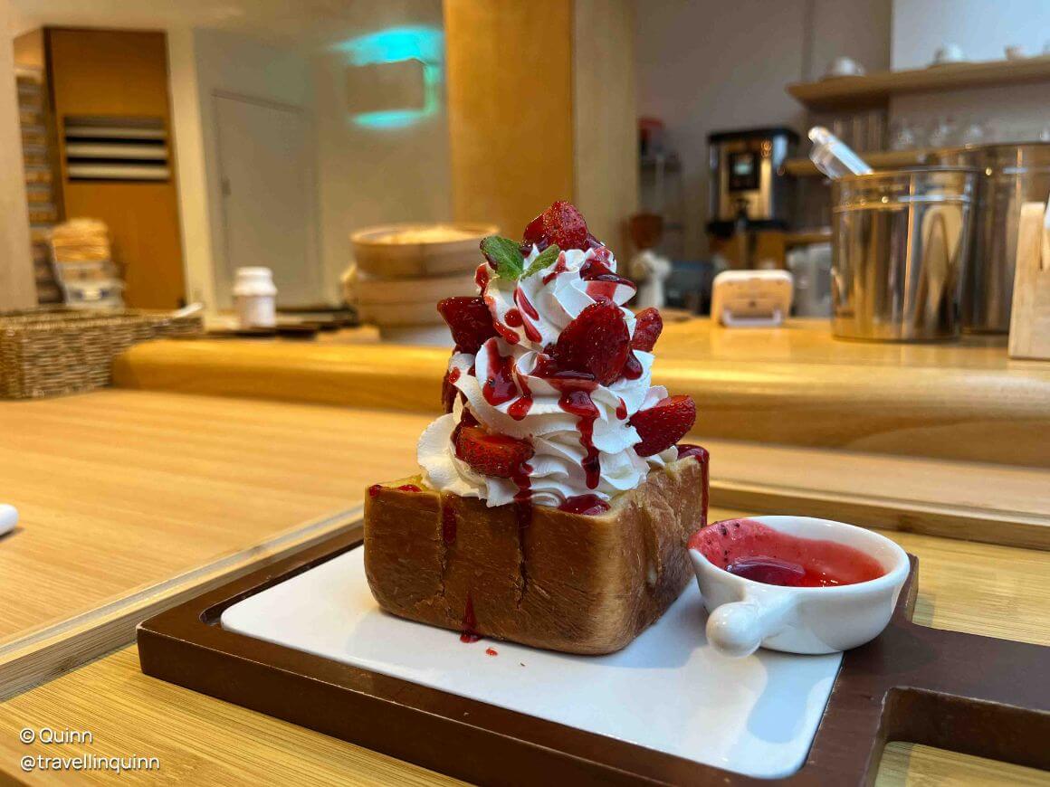 honey toast dessert in a trendy cafe