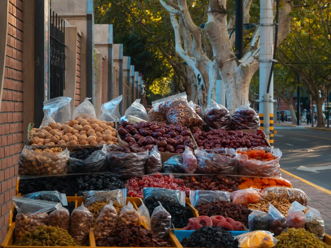dried fruits stall