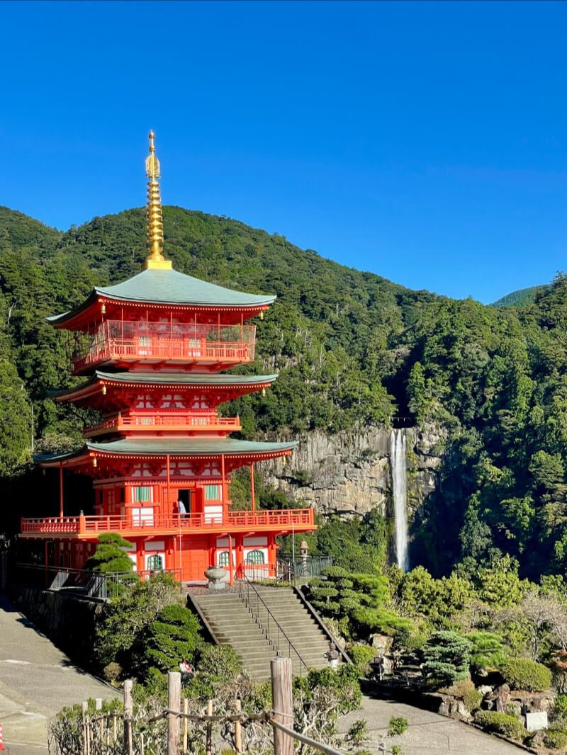 nachi temple