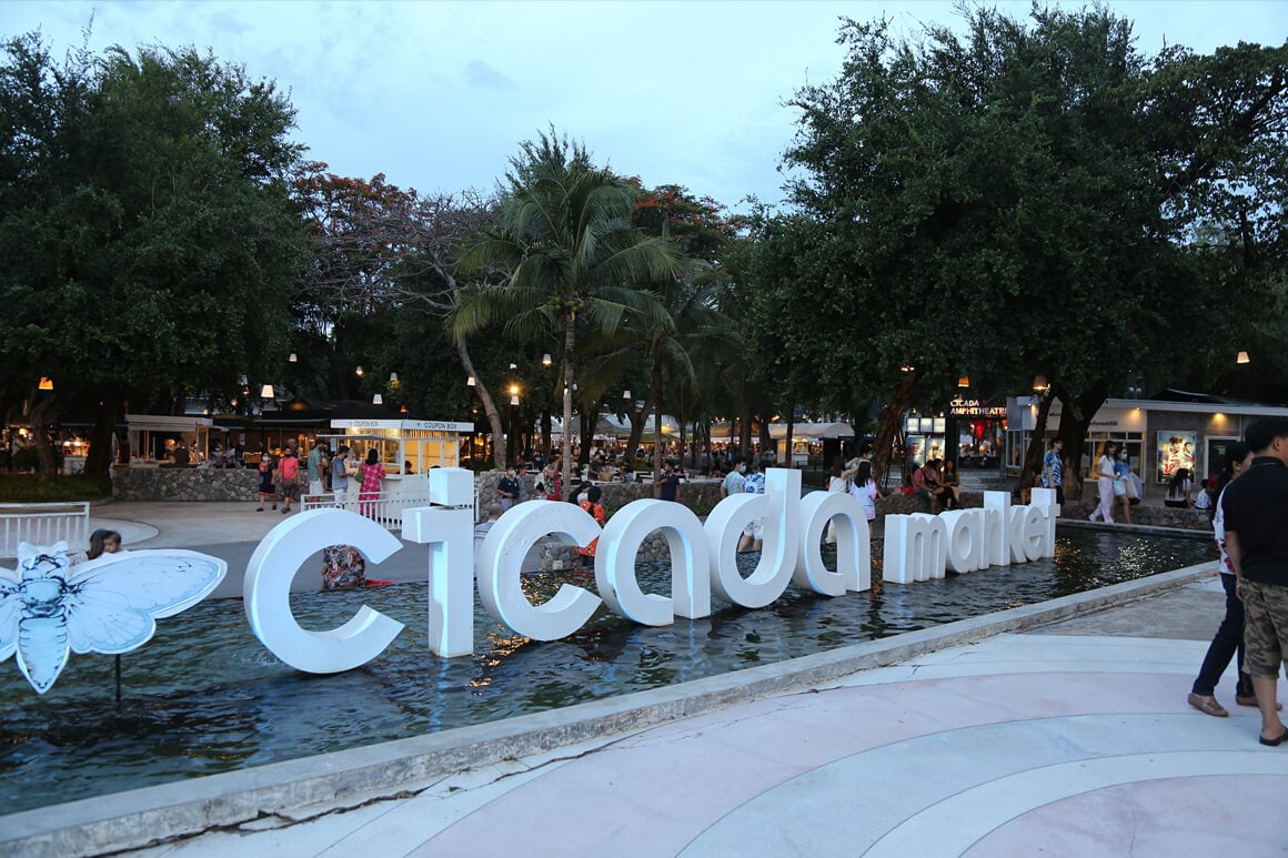 cicada market hua hin