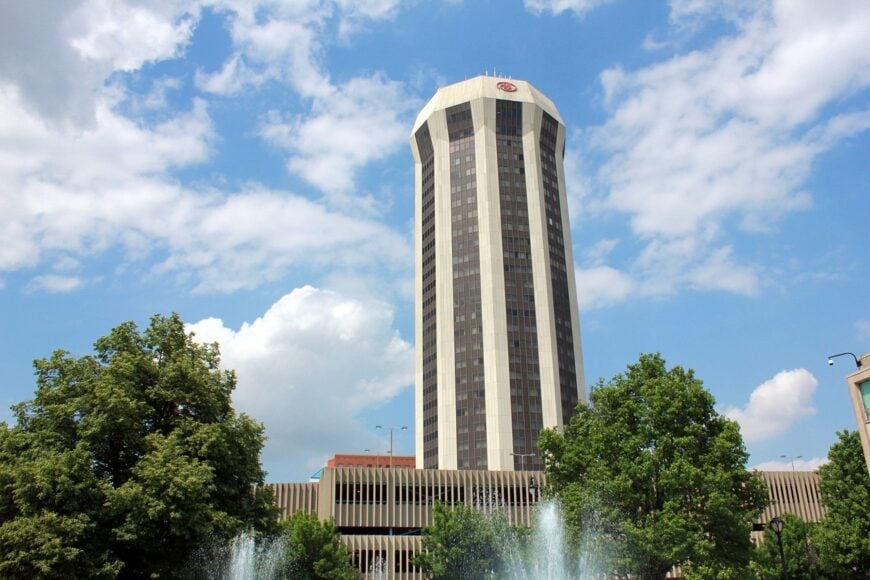 17 UNIQUE Things to Do in Springfield [in 2024]