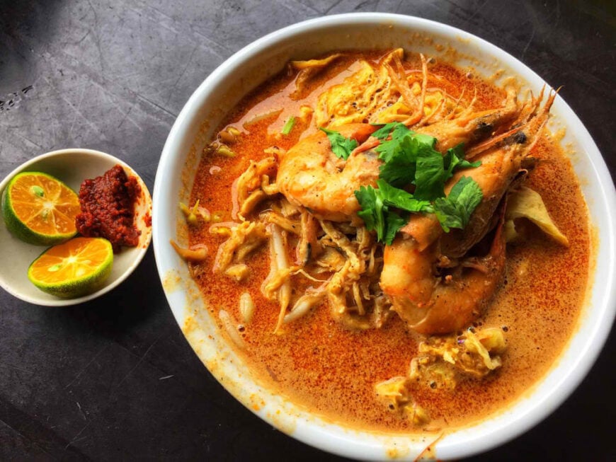 MUST READ Where to Stay in Kuching (2023 Guide)