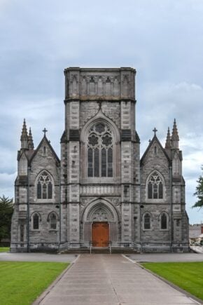 shutterstock - kilkenny - Macdonagh Junction