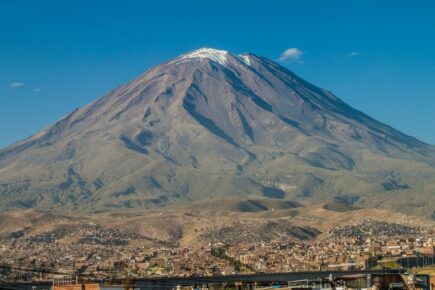 shutterstock - arequipa - vallecito