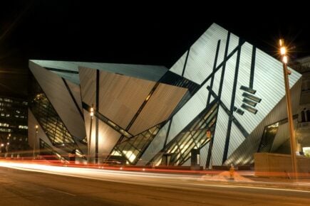 Toronto Midtown Royal Ontario Museum