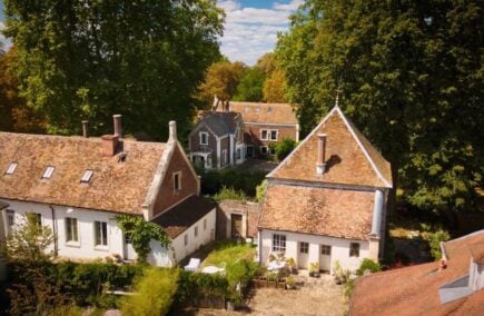 Old Farmhouse Lodge