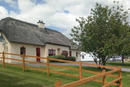 Cozy Thatched Cottage