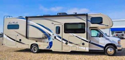 2018 Thor Motor Coach Four Winds