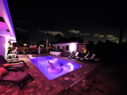 Villa with Heated Pool and Ping Pong Florida