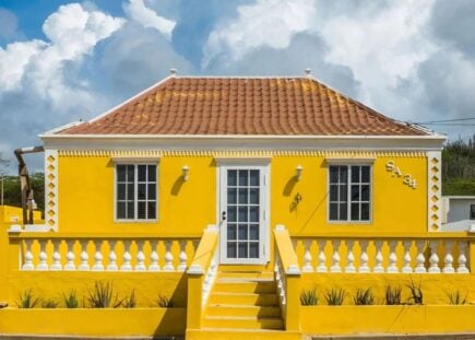 Historical 2 Bed House Aruba