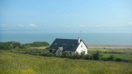 4 Br Cottage close to the beach Ireland