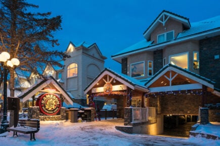 Samesun Banff best hostels in Banff