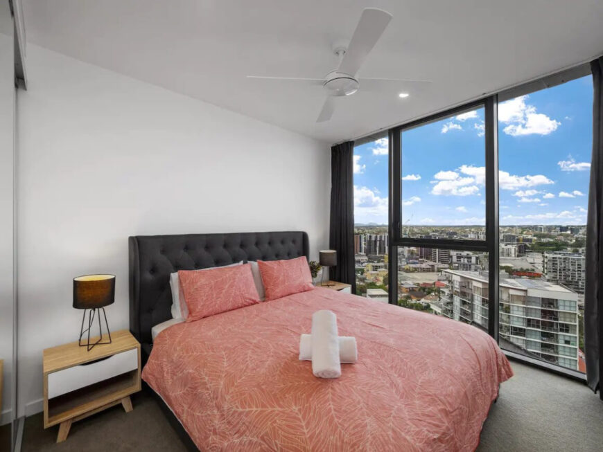 15 STUNNING Airbnbs in Brisbane [2024 Edition]