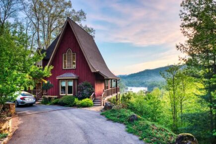 Lake Chatuge Cabin, Georgia