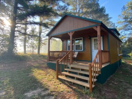 Cozy Cabin for 4 on a Working Farm Arkansas