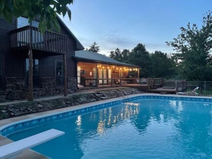 Family Cabin with Pool and Games Arkansas
