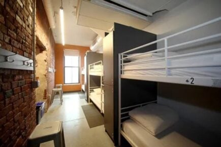 Hi Boston Hostel with Bar and Games Room, Massachusetts