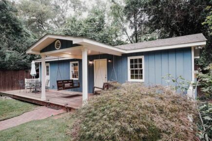 Detached Guest House with Kitchen for 6, Alabama