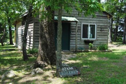 Ozark Mountain Cabin in the Woods, Missouri