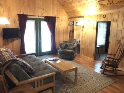 Quiet Cabin at the gateway to White Mountain, New Hampshire