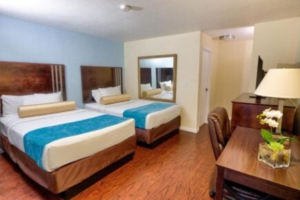 Rooms for up to 6 people, San Diego
