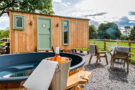 Elephants View Shepherd’s Hut