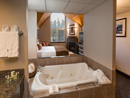 King Suite at The Rundlestone Lodge