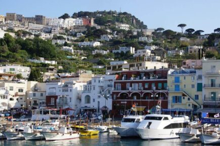 Capri Town, Capri