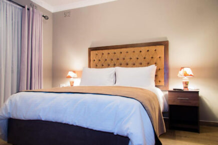 Sarum Lodge