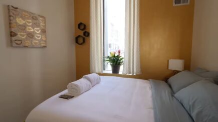 Noble Apartment in the City