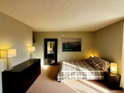 Top Floor Apartment with Balcony