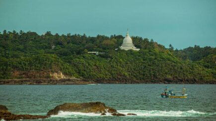 unawatuna japanese peace pagoda