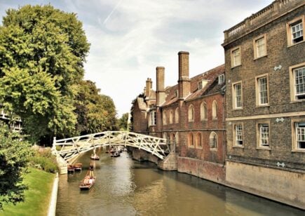 De Freville Avenue, Cambridge